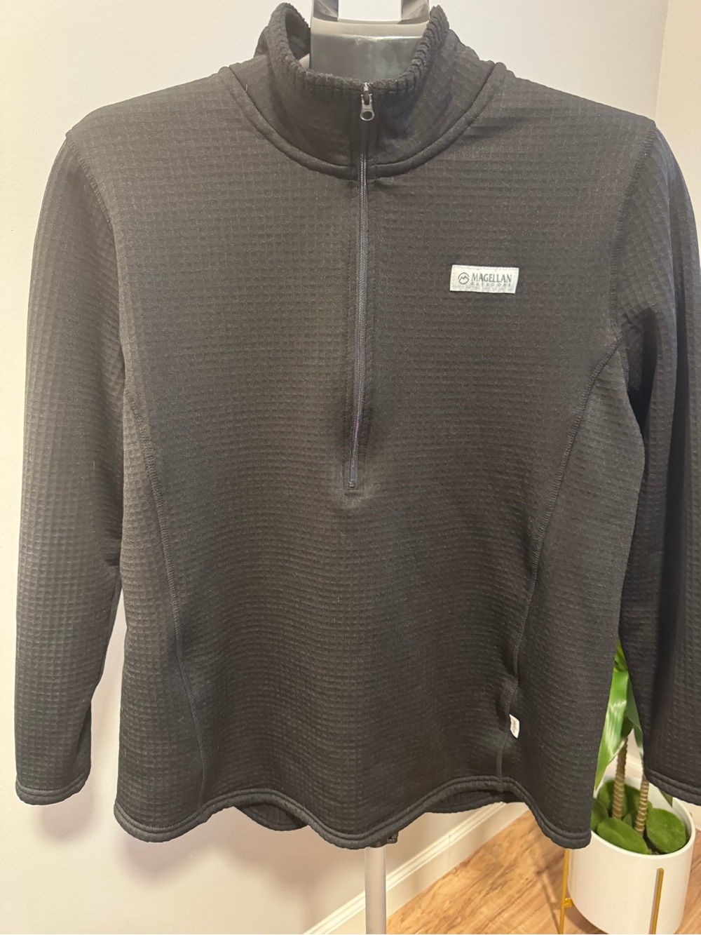 Magellan Outdoors Men’s Black Waffle Knit Quarter-Zip Pullover